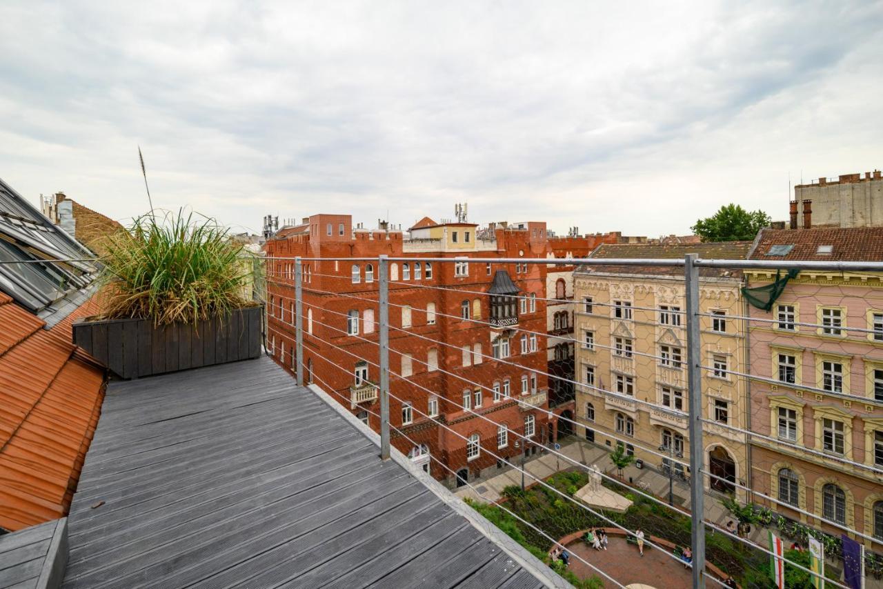 3Bedroom Triplex Rooftop Apartment Budapest Luaran gambar