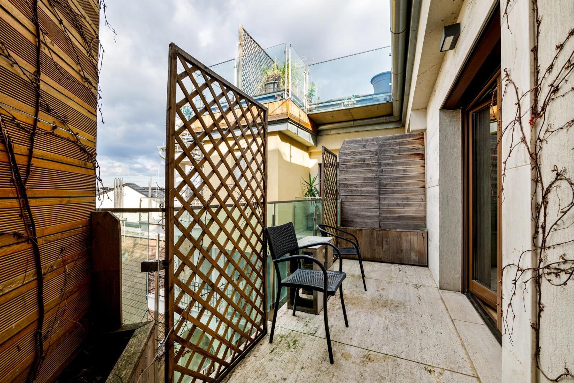 3Bedroom Triplex Rooftop Apartment Budapest Luaran gambar